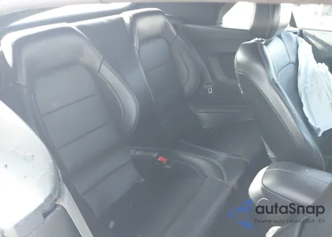 2019 Ford Mustang Ecoboost Premium z USA, uszkodzony, nr VIN 1FATP8UH3K5159551